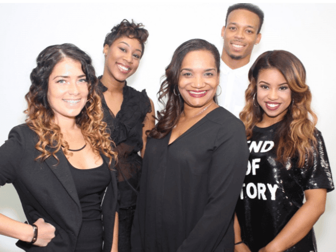 Giving Back - Salon Lisa Brown